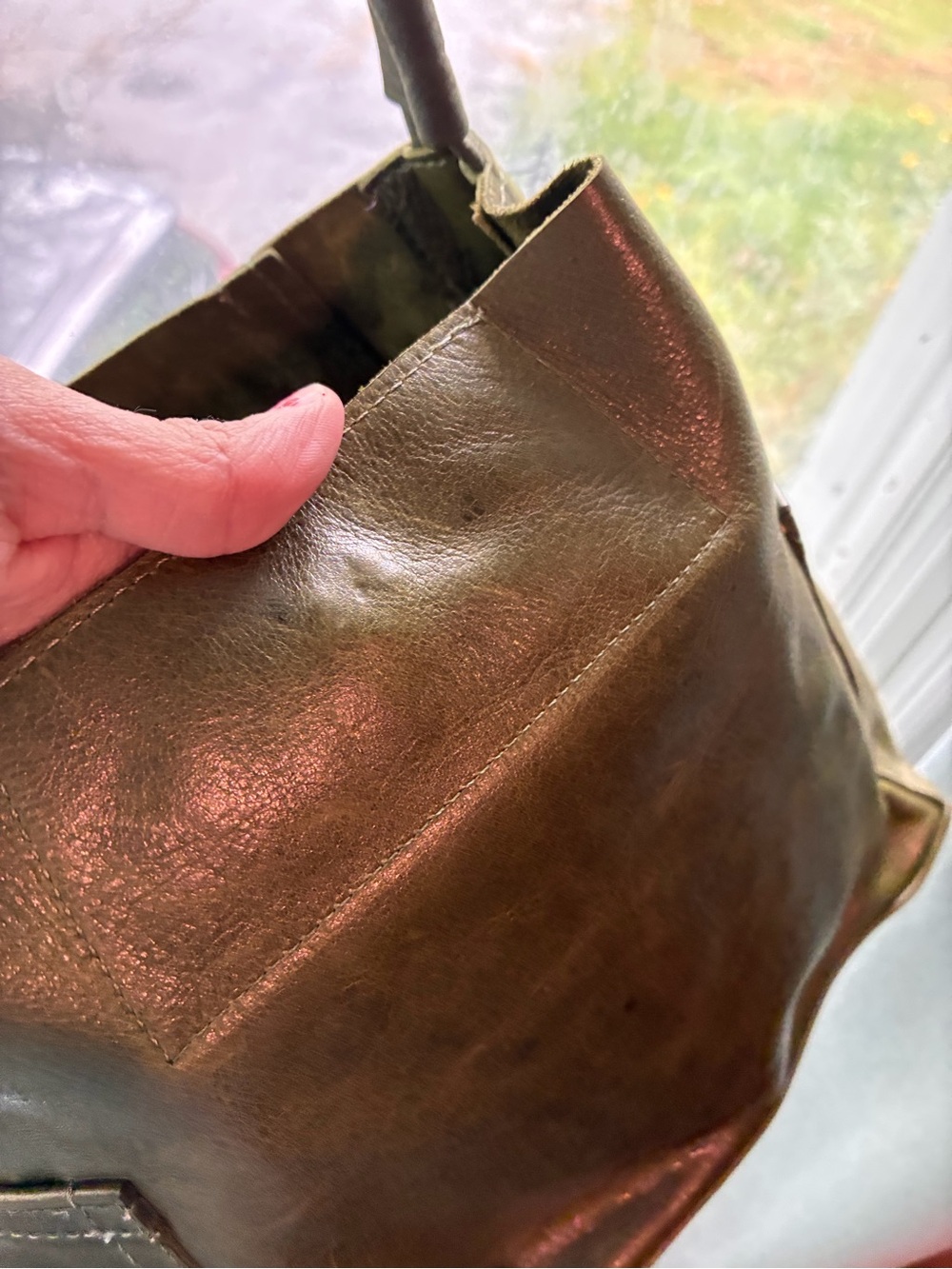 Rough & Tumble Design Olive Green Leather Shoulder Bag with Exterior Pockets - Picture 8 of 8